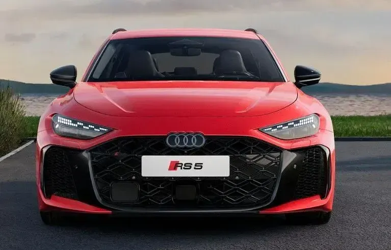 Neu Audi RS5 Sport 639 PS (469 kW) 2026 Progressivrot metallic Kombi