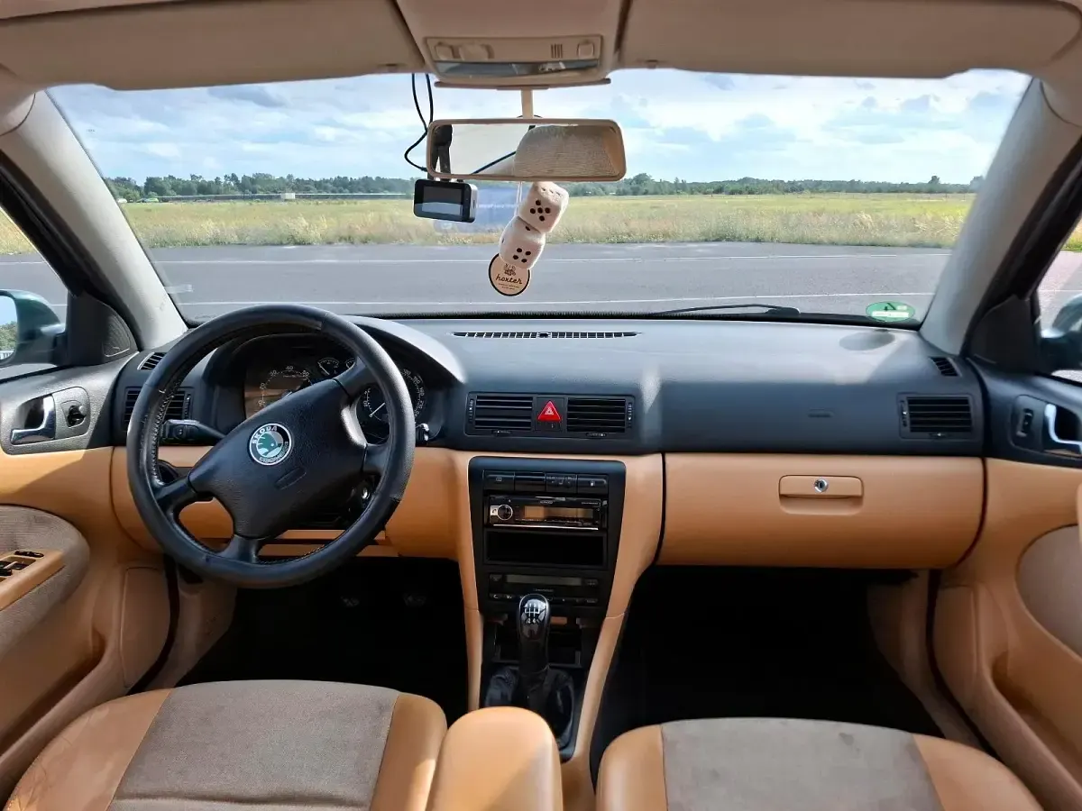 Gebraucht Skoda Octavia 116 PS (85 kW) 2001 Grün Limousine