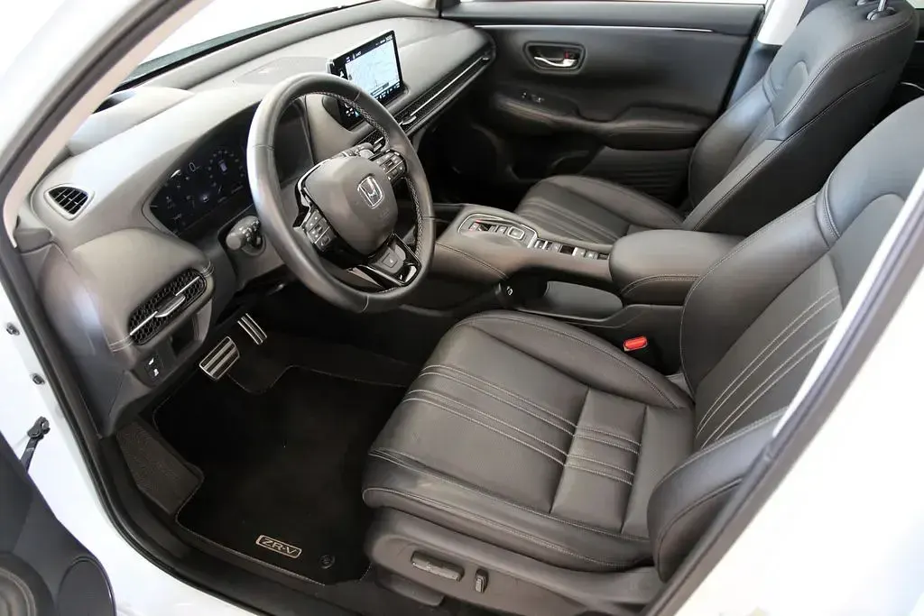 Gebraucht Honda ZR-V Advance 184 PS (135 kW) 2023 Diamond dust pearl SUV