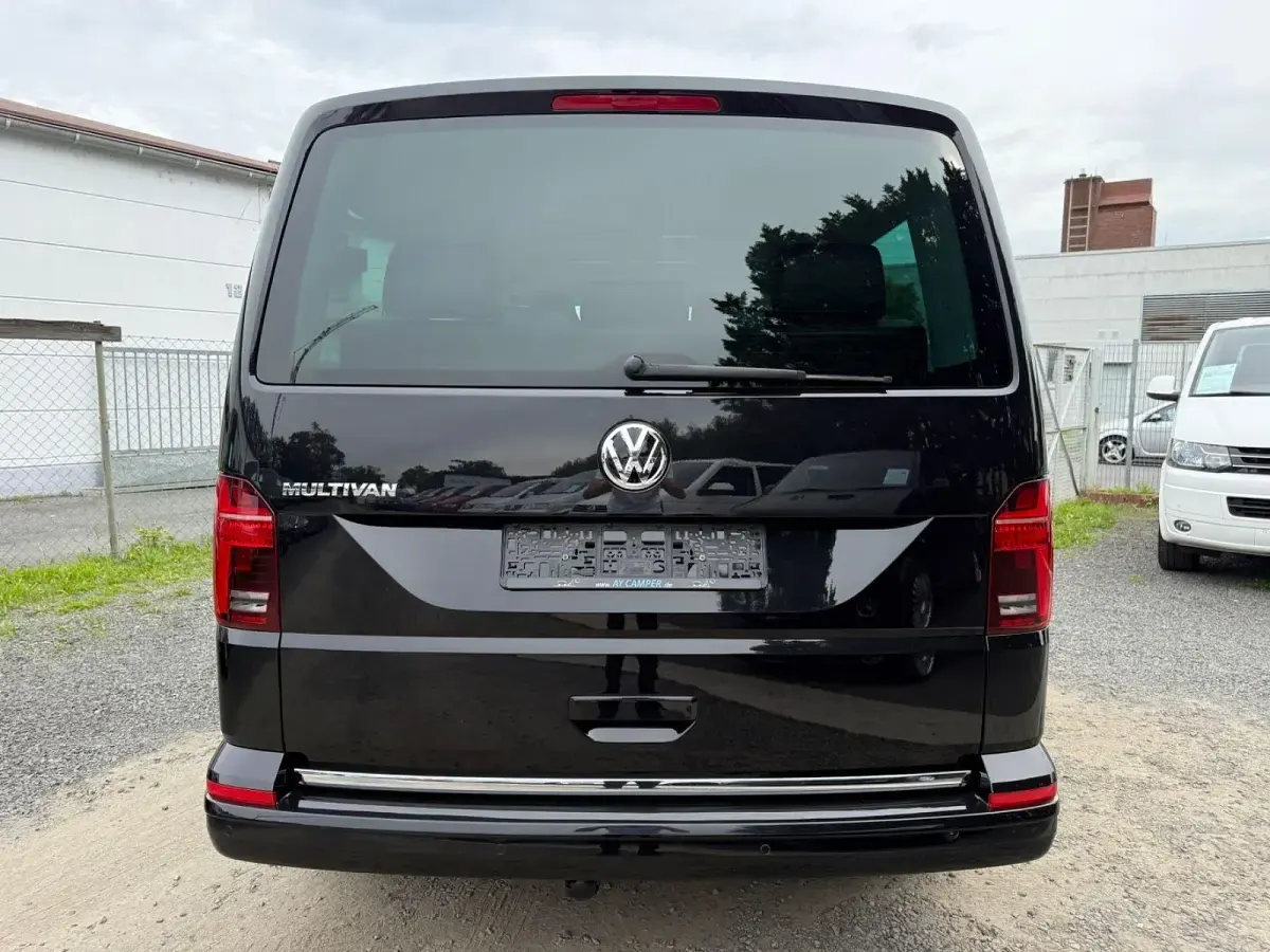 Gebraucht VW T6.1 Highline 150 PS (110 kW) 2020 Schwarz Van