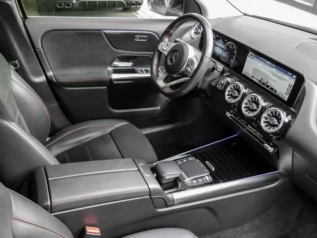 Gebraucht Mercedes GLA250 AMG 224 PS (164 kW) 2021 Schwarz SUV