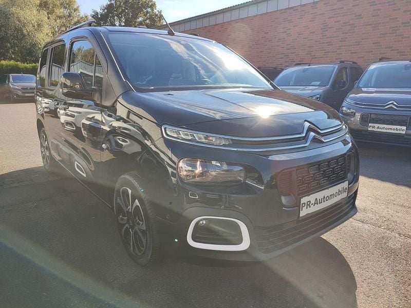 Gebraucht Citroën Berlingo 131 PS (96 kW) 2023 Schwarz Van / Kleinbus