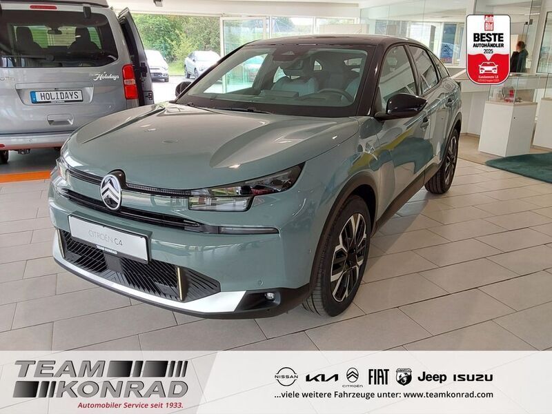 Grün Neu 2025 Citroën C4 PureTech Limousine | 29.639 € - Bild 1/4
