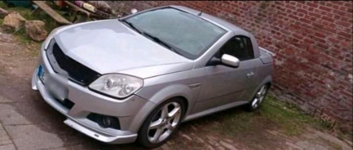 Silber Gebraucht 2005 Opel Tigra Cabrio | 699 € (Superpreis) - Bild 1/4