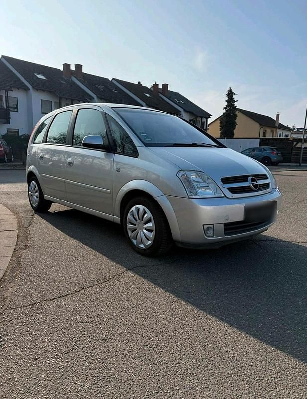 Second-hand Opel Meriva 100 CP (73 kW) 2004 Gri Monovolum