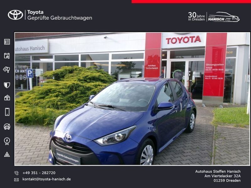 Blau Gebraucht 2022 Toyota Yaris Comfort Limousine | 14.490 € (Fairer Preis) - Bild 1/4