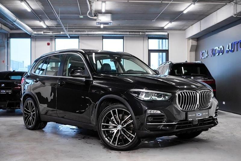 Schwarz Gebraucht 2020 BMW X5 Sport Line SUV | 35.450 € (Fairer Preis) - Bild 1/4