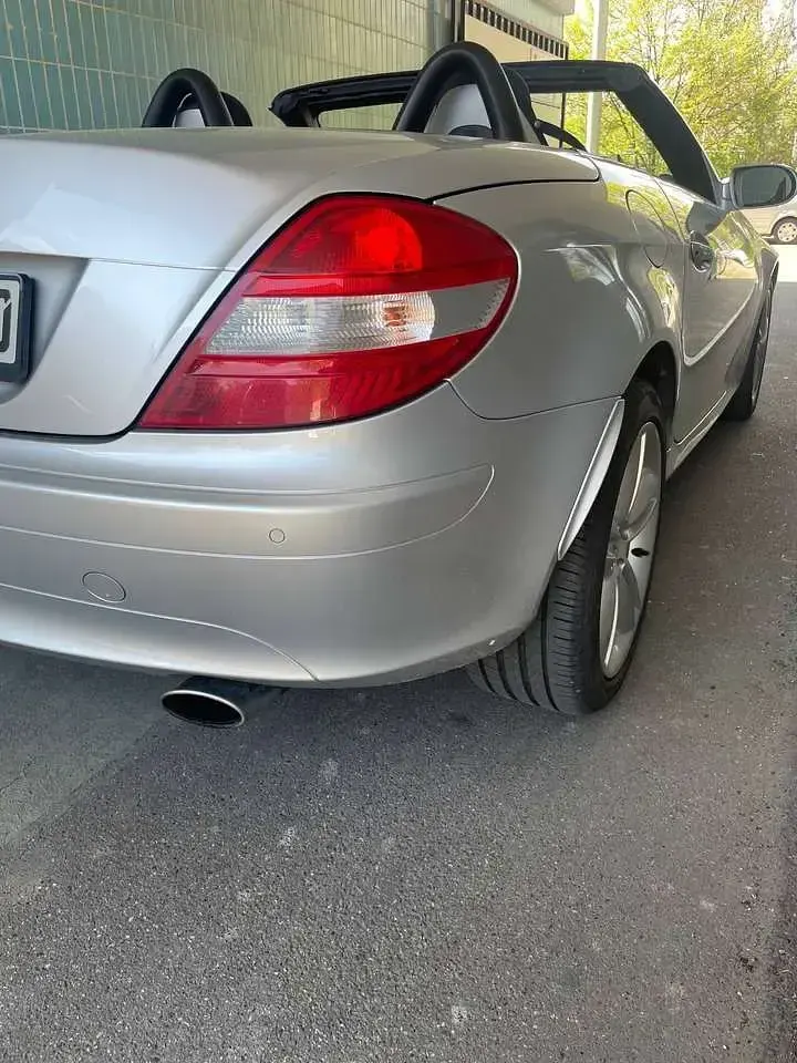 Gebraucht Mercedes SLK350 272 PS (200 kW) 2004 Silber Cabrio