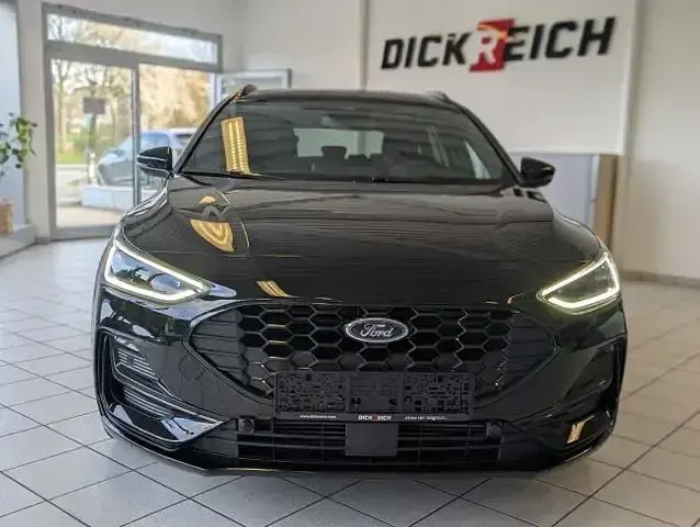 Gebraucht Ford Focus ST-Line X 155 PS (114 kW) 2025 Schwarz Limousine