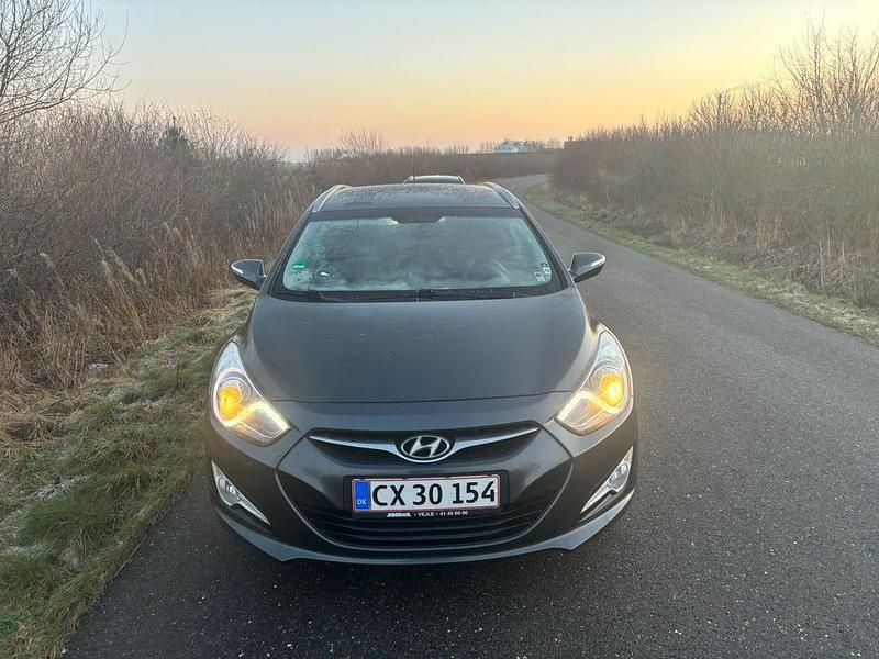 Gebraucht 2012 Hyundai i40 Style Kombi | 3.400 € (Fairer Preis) - Bild 1/4