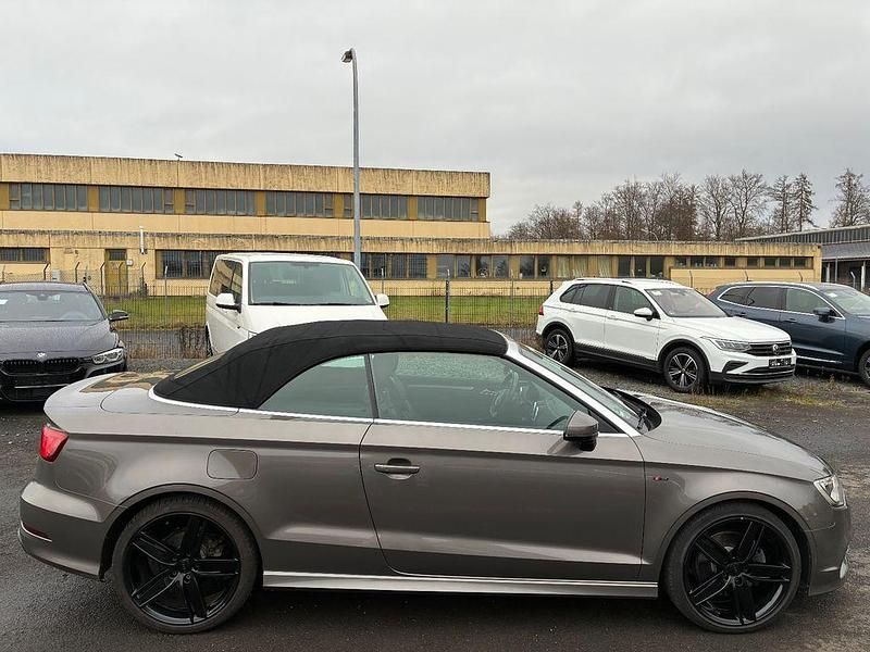 Gebraucht Audi A3 Cabriolet S-Line 179 PS (131 kW) 2015 Grau Cabrio