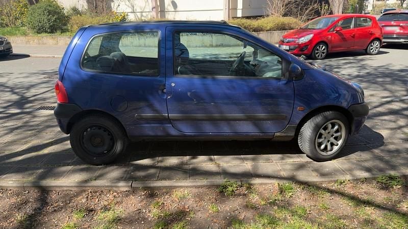 Second-hand Renault Twingo 54 CP (39 kW) 2002 Mov Hatchback