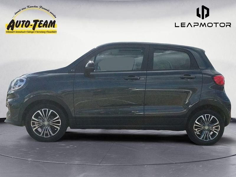 Neu Leapmotor T03 69 kW (95 PS) 2025 Grau Kleinwagen