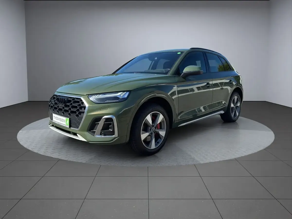 Gebraucht Audi Q5 S-Line 299 PS (219 kW) 2023 Distriktgrün metallic SUV