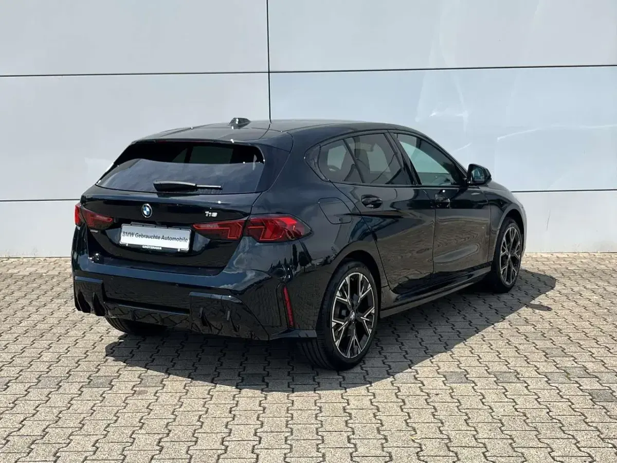 Gebraucht BMW 116 Performance 122 PS (89 kW) 2025 Schwarz Kleinwagen