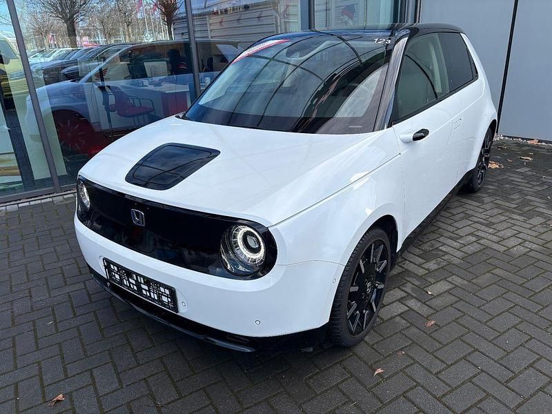 Gebraucht Honda e Advance 113 kW (154 PS) 2022 Weiß Kleinwagen