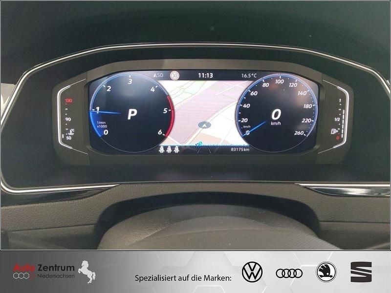 Rot Gebraucht 2023 VW Passat Business Kombi | 21.969 € (Guter Preis) - Bild 1/4