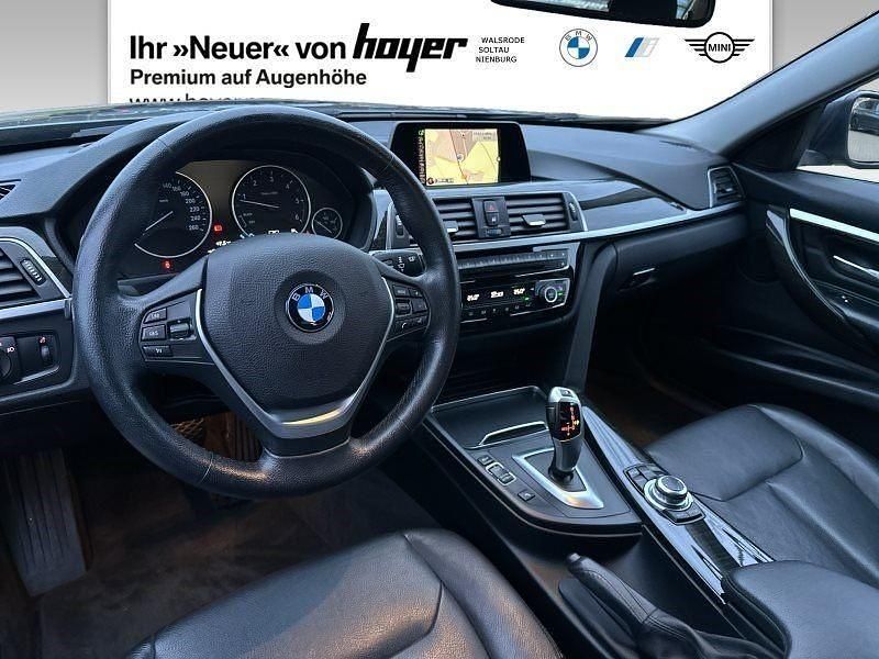 Gebraucht BMW 318 Luxury Line 150 PS (110 kW) 2015 Mineralgrau Limousine