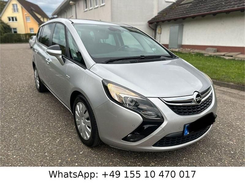 Silber Gebraucht 2016 Opel Zafira Tourer Van / Kleinbus | 7.750 € (Superpreis) - Bild 1/4
