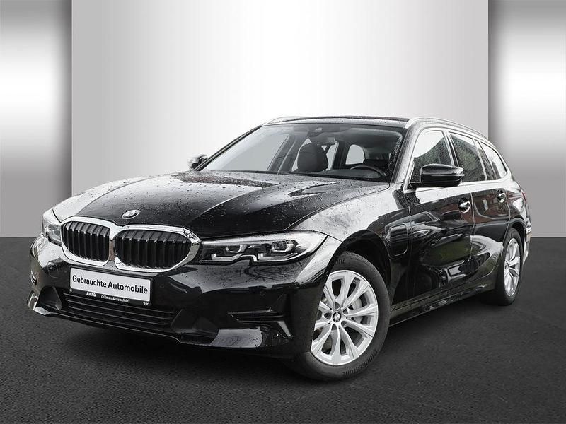 Gebraucht BMW 330e Advantage 292 PS (214 kW) 2021 Grau Kombi