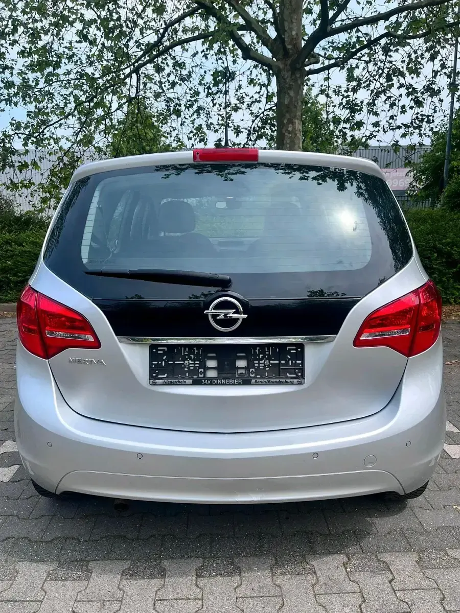 Używany Opel Meriva Active 120 KM (88 kW) 2013 Szary Minivan