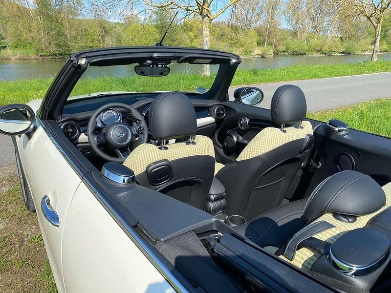 Gebraucht Mini Cooper S Cabriolet Pepper 178 PS (130 kW) 2023 Weiß Cabrio