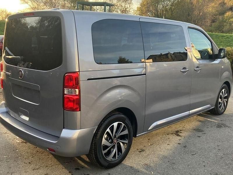 Gebraucht Fiat E-Ulysse 100 kW (136 PS) 2022 Grau Van / Kleinbus