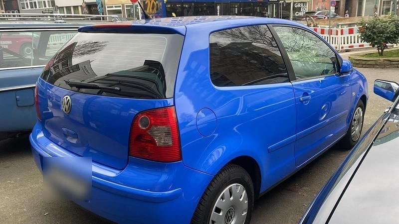 Gebraucht VW Polo 55 PS (40 kW) 2004 Blau Kleinwagen