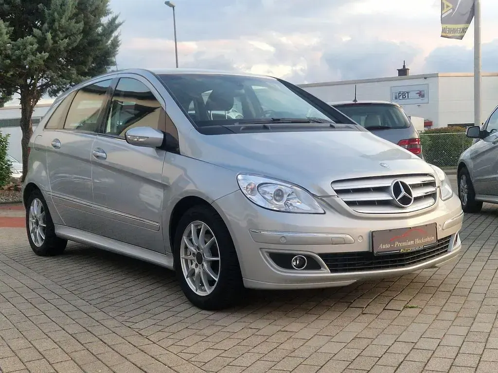 Gebraucht Mercedes B170 116 PS (85 kW) 2008 Silber Van / Kleinbus