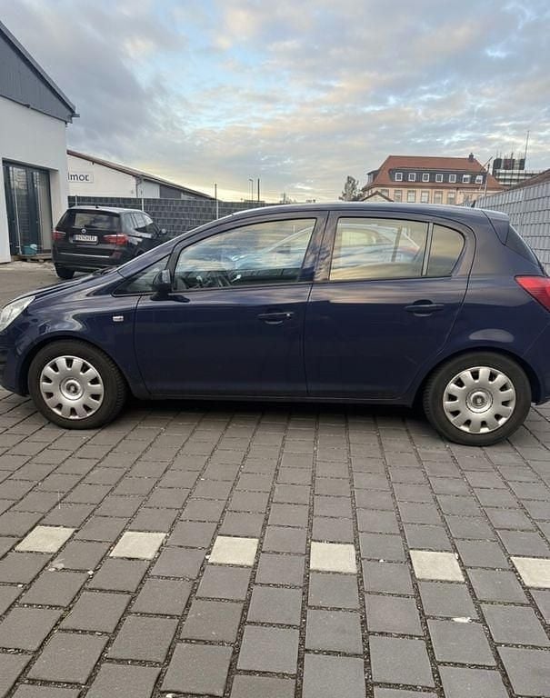 Gebraucht Opel Corsa Active 95 PS (69 kW) 2012 Blau Kleinwagen