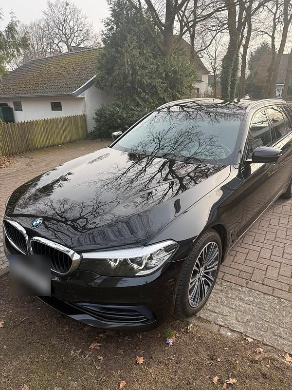 Gebraucht BMW 520 190 PS (139 kW) 2020 Schwarz Kombi