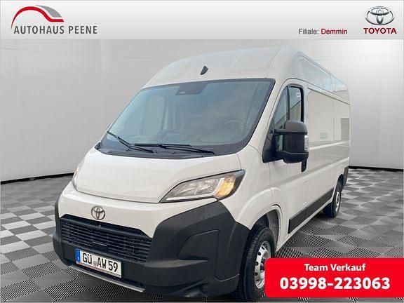 Icy white Gebraucht 2024 Toyota Proace Van / Kleinbus | 30.500 € (Guter Preis) - Bild 1/4