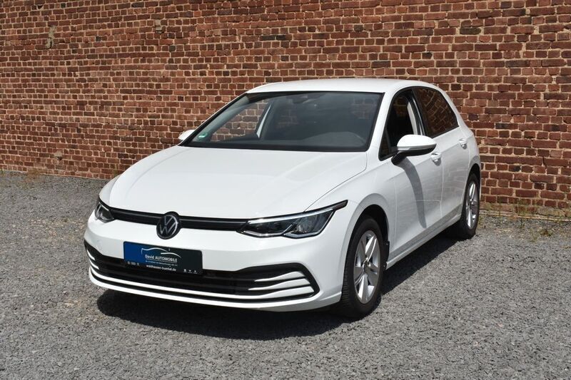 Weiß Gebraucht 2020 VW Golf VIII Limousine | 18.500 € (Superpreis) - Bild 1/4