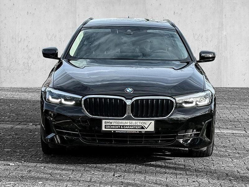 Gebraucht BMW 530 245 PS (180 kW) 2022 Schwarz Kombi