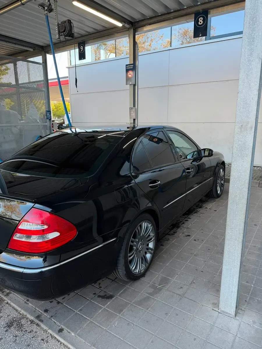 Gebraucht Mercedes E350 272 PS (200 kW) 2005 Schwarz Limousine