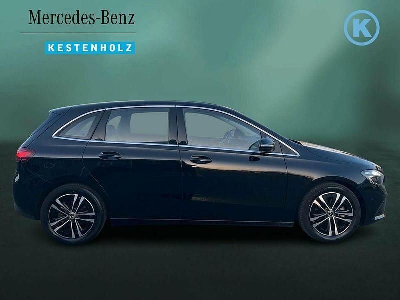 Gebraucht Mercedes B180 Progressive 136 PS (100 kW) 2023 Nachtschwarz Van / Kleinbus