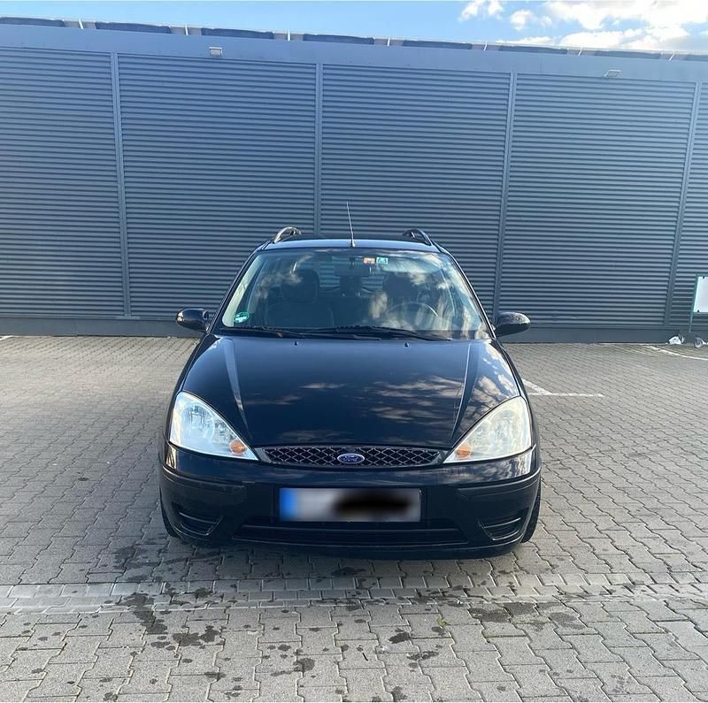Second-hand Ford Focus 115 CP (84 kW) 2006 Negru Break