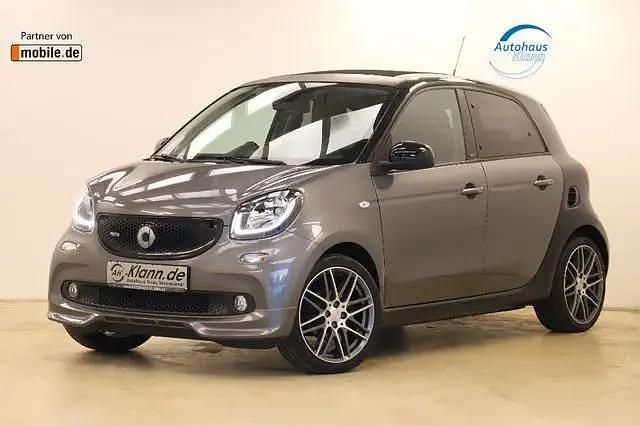 Usado Smart ForFour Brabus 109 HP (80 kW) 2017 Cinzento Citadino