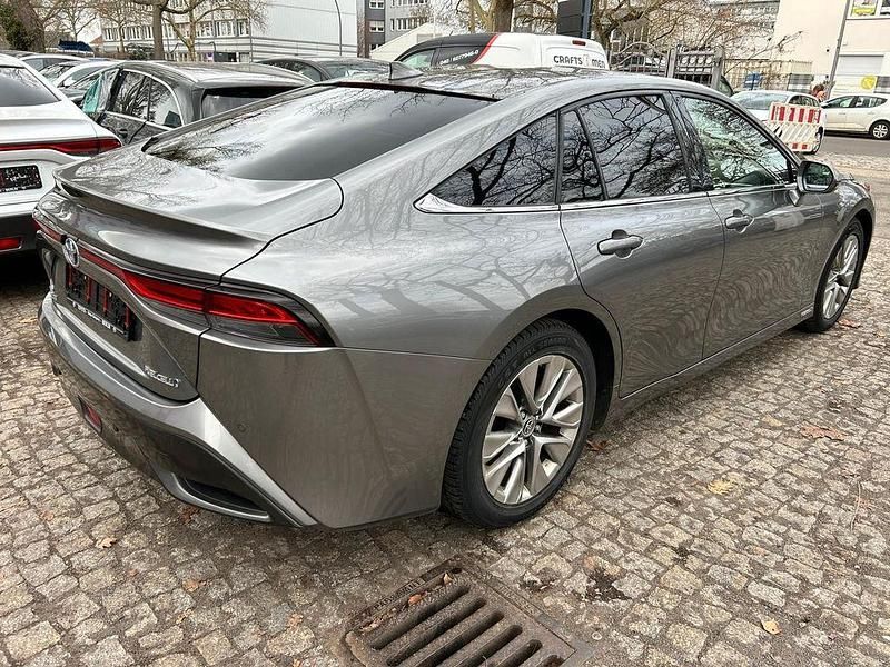 Gebraucht Toyota Mirai Executive 182 PS (133 kW) 2022 Grau Limousine