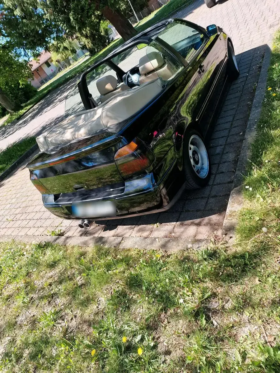 Gebraucht VW Golf Cabriolet 115 PS (84 kW) 1998 Schwarz Cabrio