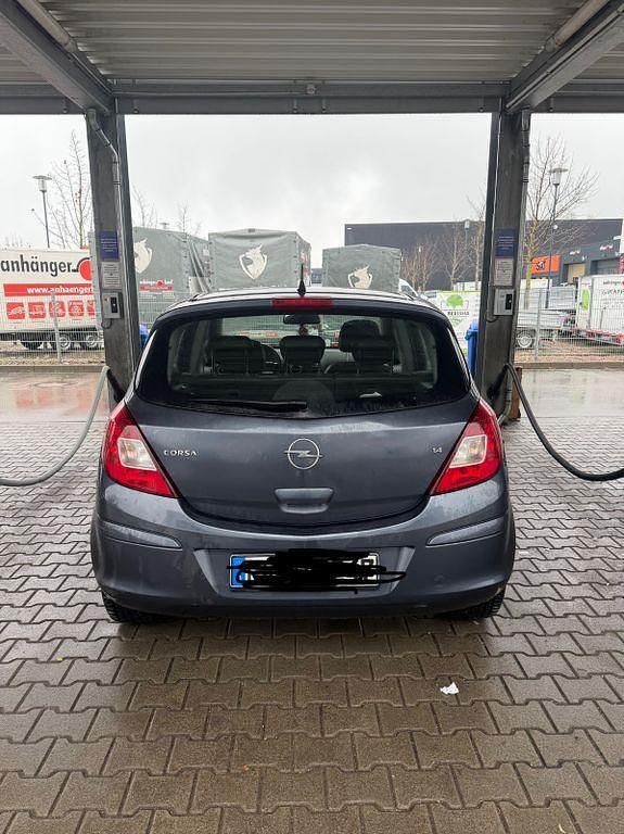 Blau Gebraucht 2007 Opel Corsa Innovation Limousine | 2.799 € (Etwas zu teuer) - Bild 1/4