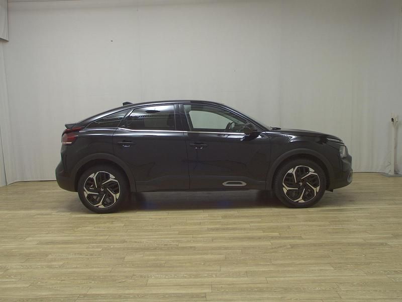 Schwarz Gebraucht 2023 Citroën C4 PureTech Limousine | 13.280 € (Superpreis) - Bild 1/4