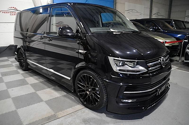 Gebraucht VW Multivan Highline 241 PS (177 kW) 2017 Schwarz Van