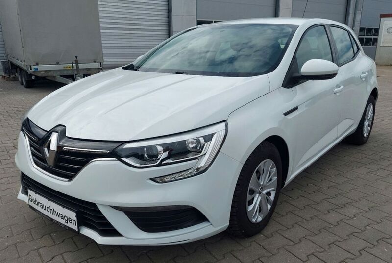 Weiß Gebraucht 2017 Renault Mégane IV Life Limousine | 10.000 € (Fairer Preis) - Bild 1/2