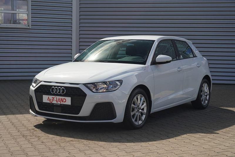 Gebraucht Audi A1 Sportback Basis 95 PS (69 kW) 2019 Weiß Kleinwagen