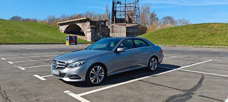 Gebraucht Mercedes E500 Avantgarde 408 PS (300 kW) 2013 Silber Kombi