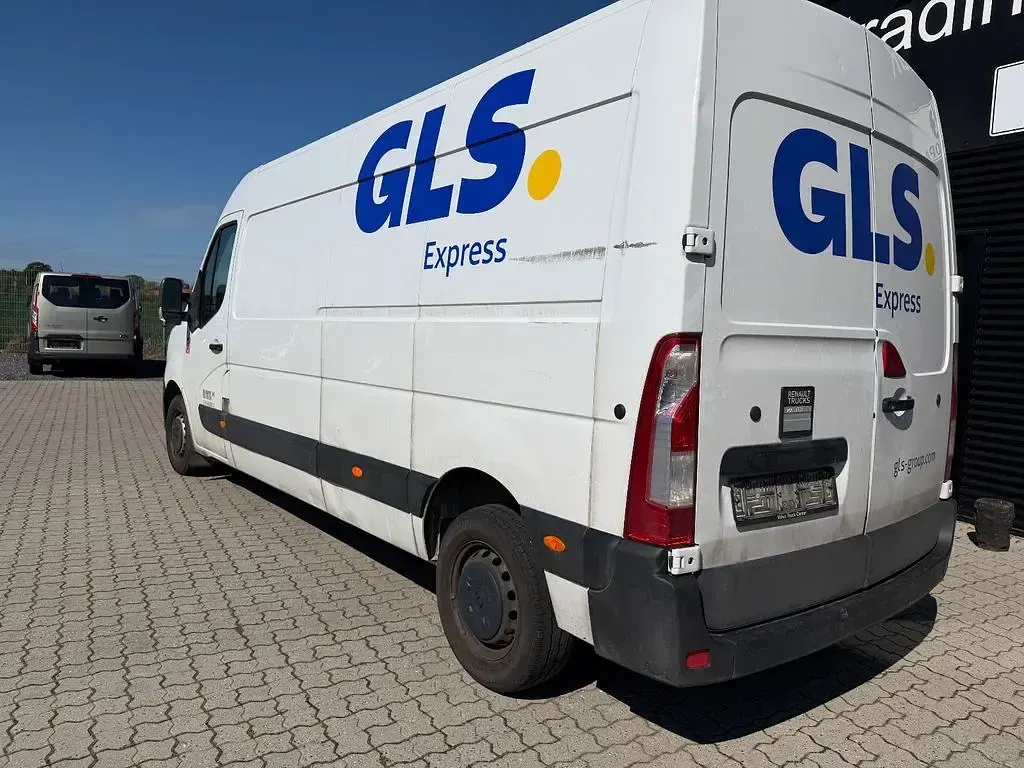 Usado Renault Master 150 CV (110 kW) 2023 Blanco Monovolumen