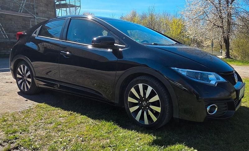 Gebraucht Honda Civic Executive 141 PS (103 kW) 2017 Schwarz Limousine