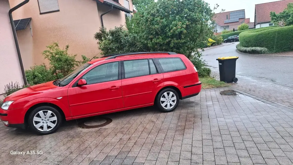 Gebraucht Ford Mondeo 155 PS (114 kW) 2005 Rot Kombi