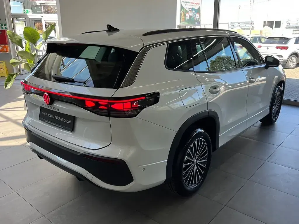 Gebraucht VW Tayron IQ Drive 193 PS (141 kW) 2025 Oryxweiß perlmutteffekt SUV